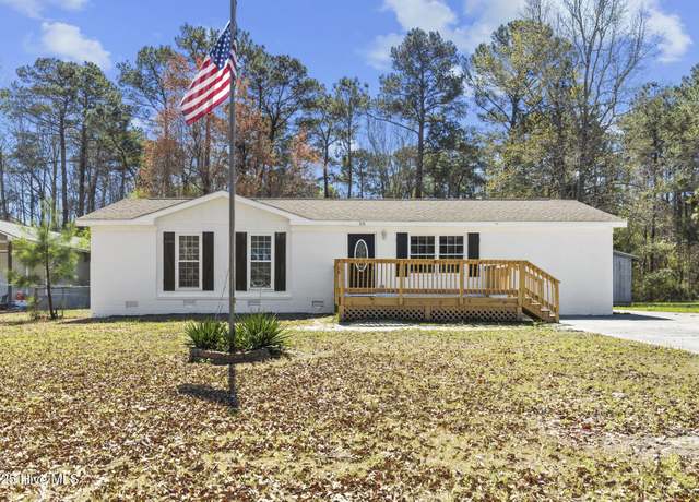 Property at 212 Country Rd, Jacksonville, NC 28546, 3 beds, 2 baths