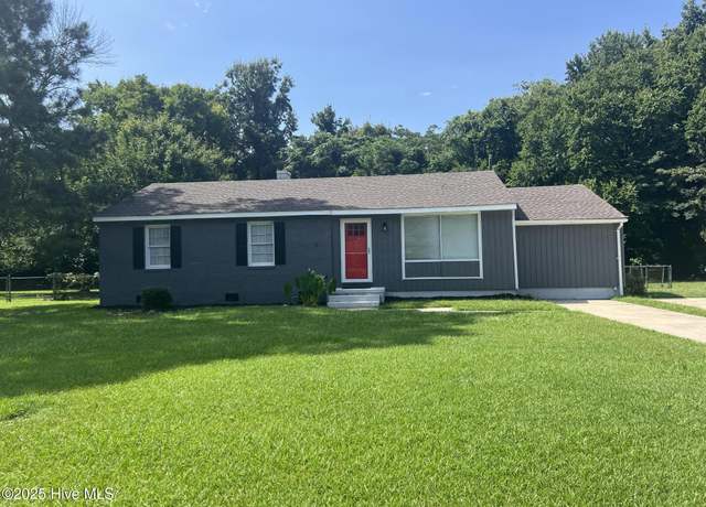 Property at 2505 Beechwood Dr, Tarboro, NC 27886, 3 beds, 2 baths