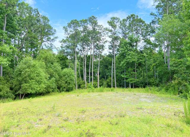 Property at 125 River Reach Dr W, Swansboro, NC 28584
