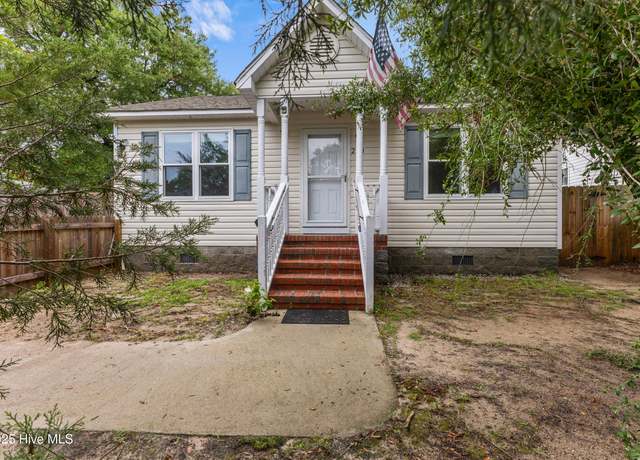 Property at 220 NE 33rd St, Oak Island, NC 28465, 2 beds, 2 baths