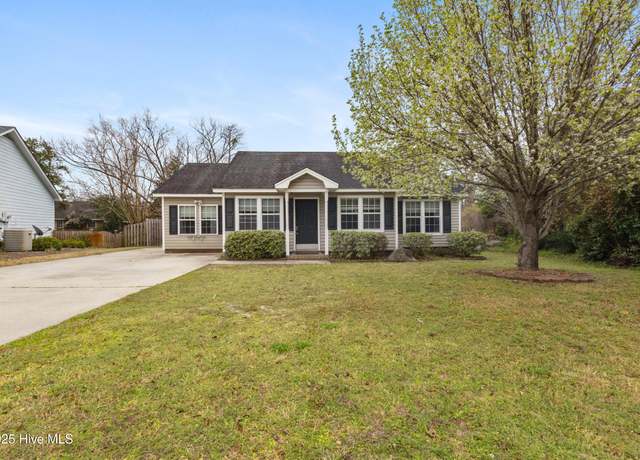 Property at 4600 Weybridge Ln, Wilmington, NC 28409, 3 beds, 2 baths