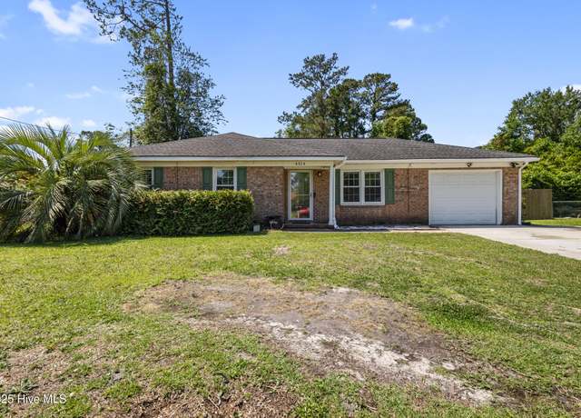 Property at 4514 Kings Dr, Wilmington, NC 28405, 3 beds, 1.5 baths