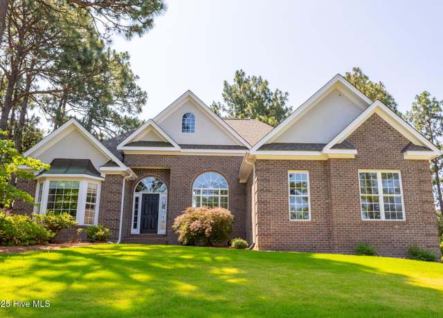 Property at 24 Mcnish Rd, Southern Pines, NC 28387, 3 beds, 2.5 baths