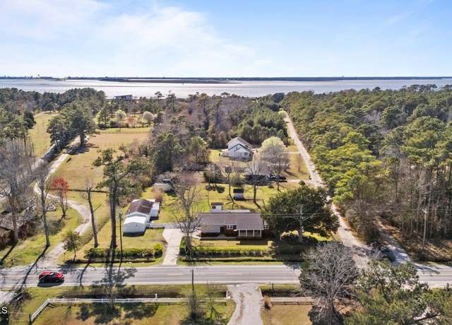 Property at 1041 Highway 101, Beaufort, NC 28516, 2 beds, 2 baths