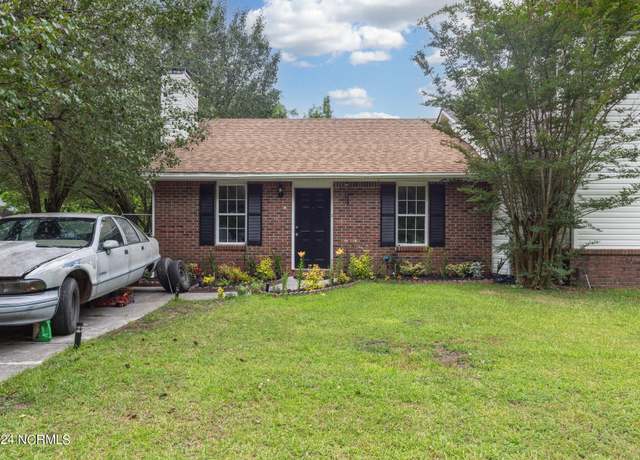 Property at 1902 Rolling Ridge Dr, Midway Park, NC 28544, 2 beds, 2 baths