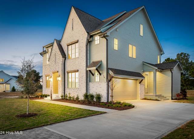 Property at 76 Pine Tree Pt, Snow Hill, NC 28580, 4 beds, 4 baths