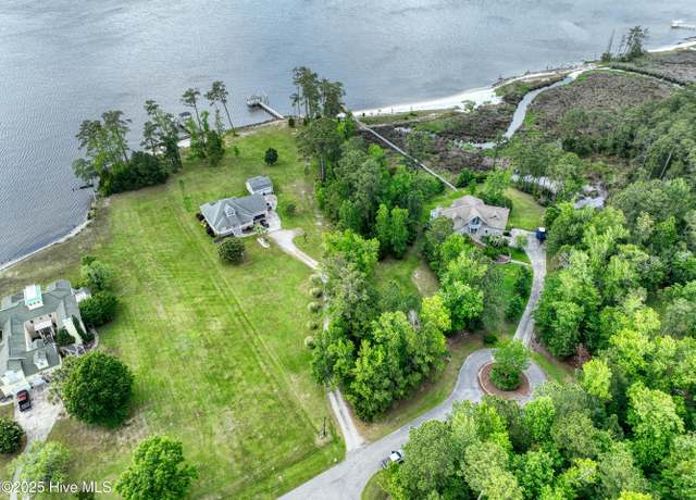 Property at 104 Moores Farm Rd, Havelock, NC 28532