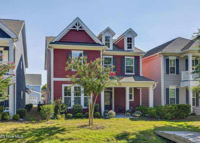 Property at 7124 Maple Leaf Dr, Wilmington, NC 28411, 4 beds, 3.5 baths