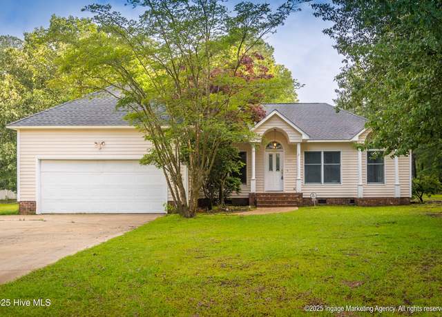 Property at 1210 Davenport Pl, Winterville, NC 28590, 3 beds, 2 baths