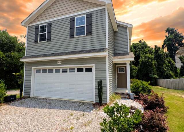 Property at 353 N Stephens St, Southern Pines, NC 28387, 3 beds, 2.5 baths