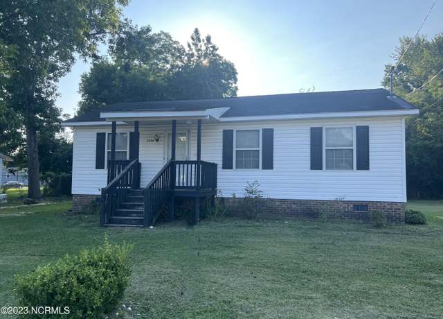 Property at 2498 Railroad St, Winterville, NC 28590, 3 beds, 1 bath