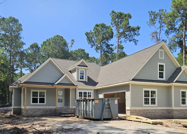 Property at 367 Genoe's Point Rd SW, Supply, NC 28462, 3 beds, 3.5 baths