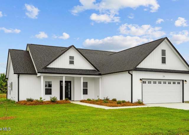 Property at 453 Springhill Rd, Maysville, NC 28555, 3 beds, 2 baths