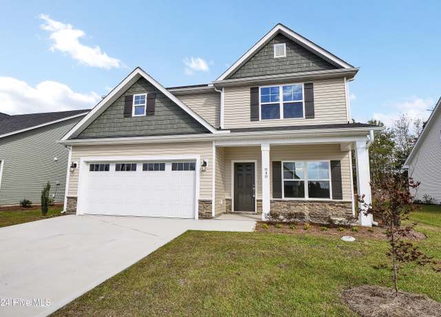 Property at 848 Red Sky Dr NE, Winnabow, NC 28479, 4 beds, 2.5 baths