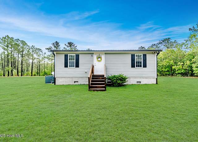 Property at 988 Nighthawk Loop, Aberdeen, NC 28315, 2 beds, 1 bath