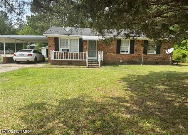 Property at 1401 Airport Rd NE, Pikeville, NC 27863, 3 beds, 1 bath