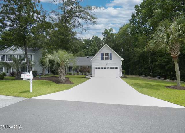 Property at 9854 N Olde Towne Wynd SE, Belville, NC 28451, 4 beds, 3 baths