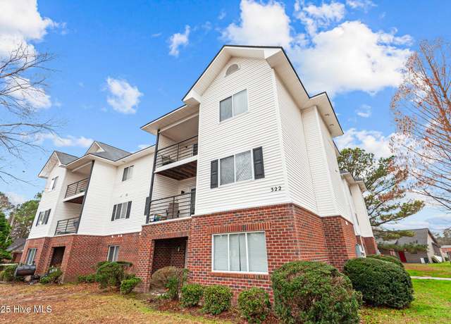 Property at 322 Brownlea Dr Unit 4e, Greenville, NC 27858, 3 beds, 3 baths
