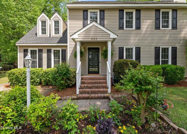 Property at 2112 Horse Shoe Bnd, Trent Woods, NC 28562, 4 beds, 2.5 baths