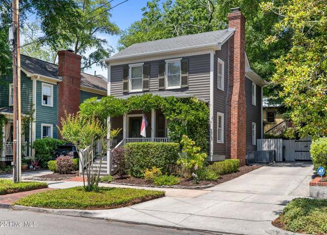 Property at 307 Nun St, Wilmington, NC 28401, 3 beds, 2.5 baths
