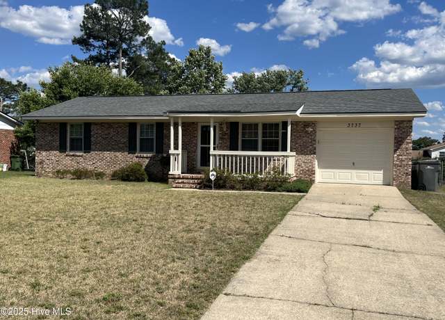Property at 3737 Colonial Cv, Hope Mills, NC 28348, 3 beds, 1 bath