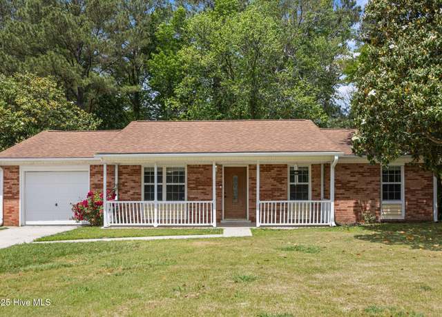 Property at 405 Tower Dr, Jacksonville, NC 28546, 3 beds, 2 baths