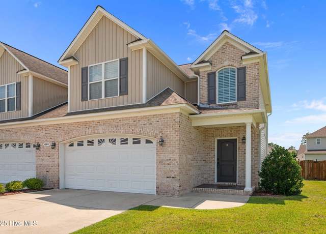Property at 1700 Brook Hollow Drive B, Greenville, NC 27834, 3 beds, 2.5 baths