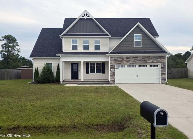 Property at 123 Sonia Dr, Hubert, NC 28539, 3 beds, 2.5 baths