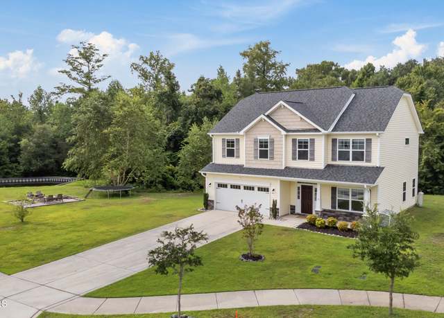 Property at 156 Poplar Branch Way, Hampstead, NC 28443, 4 beds, 2.5 baths