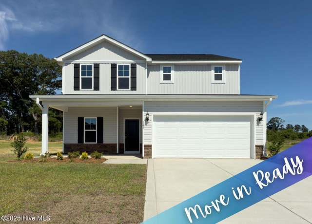 Property at 143 Palomo Pl, Raeford, NC 28376, 4 beds, 2.5 baths