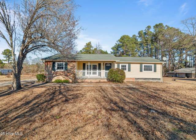 Property at 1160 Onslow Pines Rd, Jacksonville, NC 28540, 3 beds, 2 baths