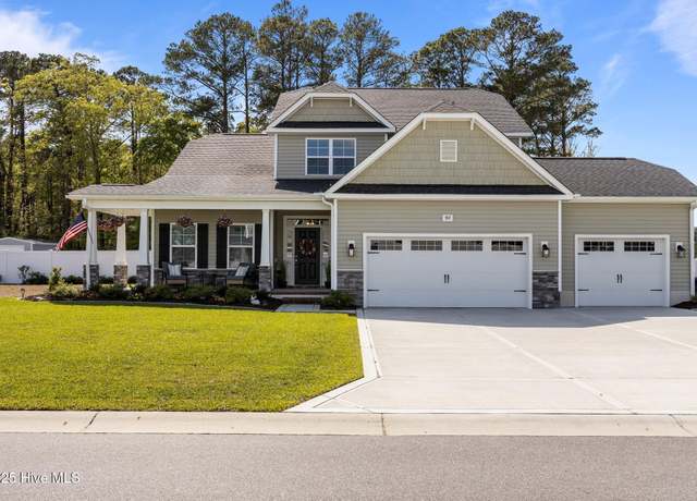 Property at 969 Appaloosa Trl, Grimesland, NC 27837, 4 beds, 2.5 baths
