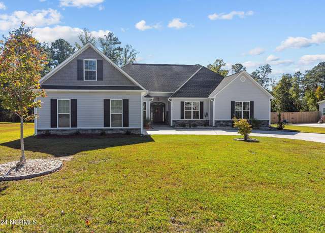 Property at 1034 Bluefish Pl, New Bern, NC 28562, 3 beds, 3 baths