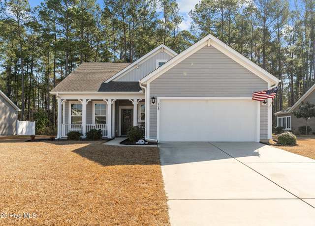 Property at 608 Dellcastle Ct NW, Calabash, NC 28467, 3 beds, 2 baths