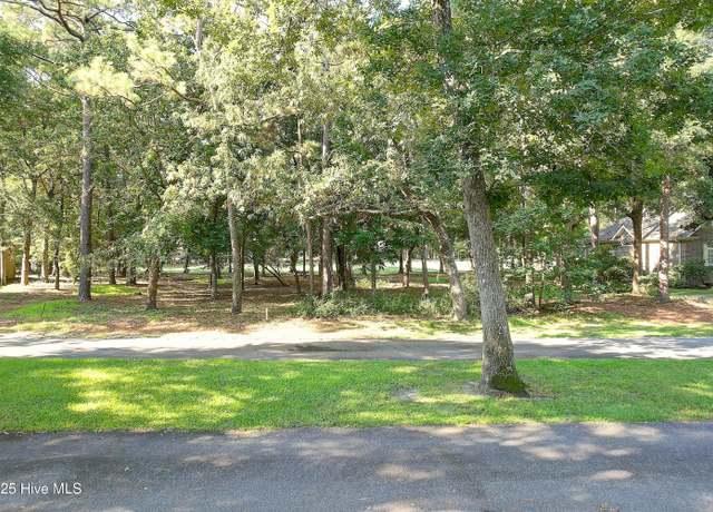 Property at 3147 Fairway 3 Ct SW, Supply, NC 28462