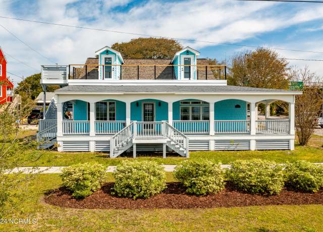 Property at 2300 Evans St, Morehead City, NC 28557, 4 beds, 3 baths