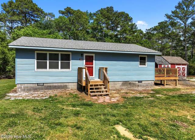 Property at 132 Ward Ln, Manteo, NC 27954, 3 beds, 1 bath