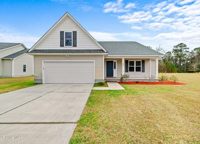 Property at 481 Carolina Pines Blvd, New Bern, NC 28560, 3 beds, 2 baths