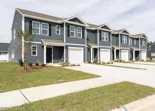 Property at 101 S Grassland Rd Unit Th 48, Surf City, NC 28445, 4 beds, 2.5 baths