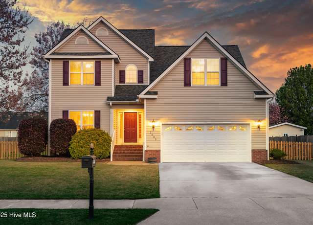 Property at 3609 Montery Dr, Winterville, NC 28590, 5 beds, 2.5 baths