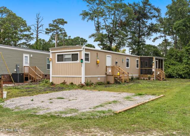 Property at 3100 Gill Net Ave SW, Supply, NC 28462, 2 beds, 1 bath