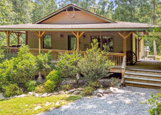 Property at 160 Equestrian Ln, Carthage, NC 28327, 3 beds, 3 baths