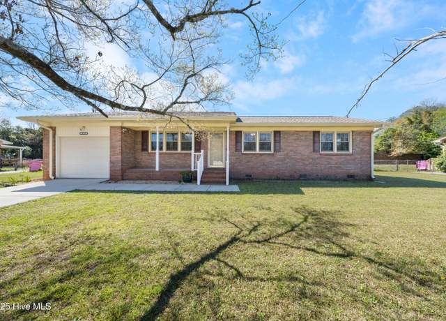Property at 4140 Lockwood Dr, Wilmington, NC 28405, 3 beds, 2 baths