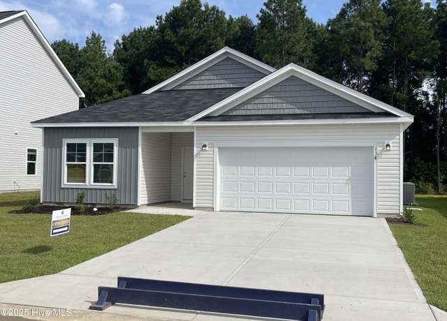 Property at 134 Maymont St NW, Supply, NC 28462, 3 beds, 2 baths