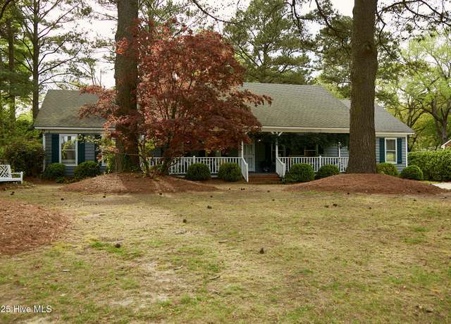 Property at 2313 Foxcroft Rd NW, Wilson, NC 27896, 4 beds, 3 baths