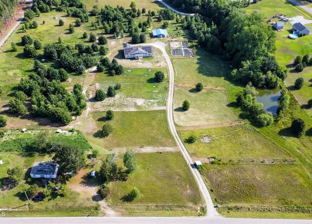 Property at 126 Vick Ave, Carthage, NC 28327, 5 beds, 4 baths