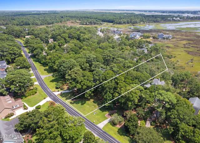 Property at 3229 Beaver Creek Dr SE, Southport, NC 28461