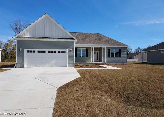 Property at 640 Bright Harvest Dr, Maysville, NC 28555, 3 beds, 2 baths