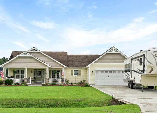 Property at 564 Comfort Rd, Richlands, NC 28574, 3 beds, 2 baths