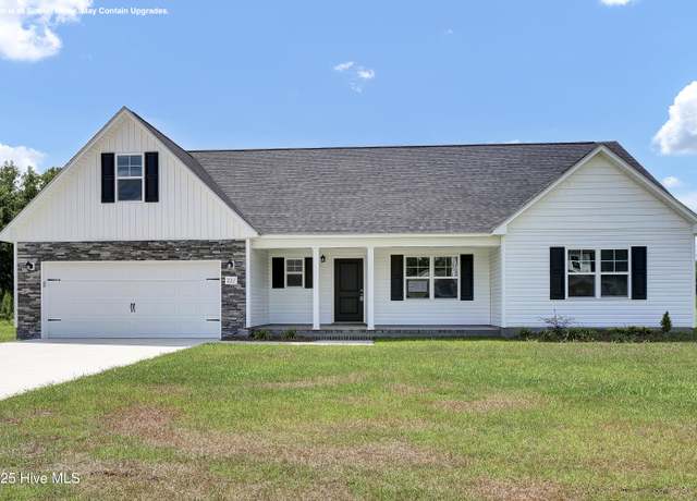 Property at 131 Tides End Dr, Holly Ridge, NC 28445, 3 beds, 2 baths